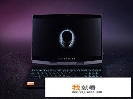 我的(Intel(R)Core(TM)i7 CPU Q720 @ 1.60GHz 1.60GHz)Alienware M15X笔记本玩魔兽都卡为什么？