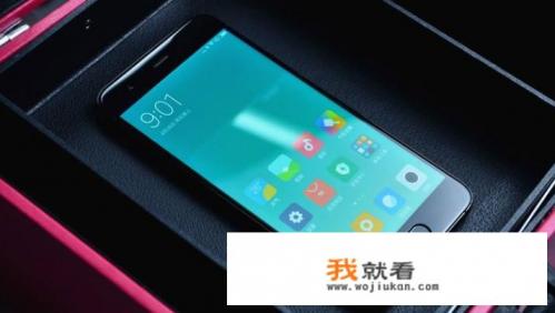 1400元的荣耀v10 6+64和1299元的小米6 6+128哪个值得入手？