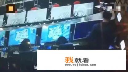 玩游戏玩到一半游戏就断网，这是怎么回事拜托了各位，谢谢？