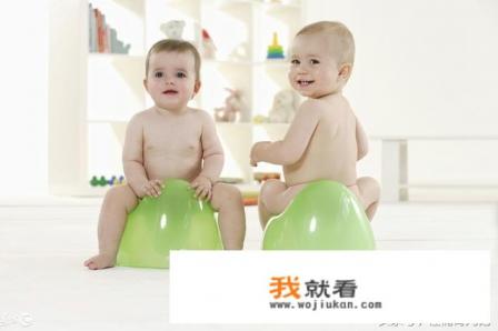 王医生你好，肛门里掉出一块肉肉，大便时特别痛，怎么办？