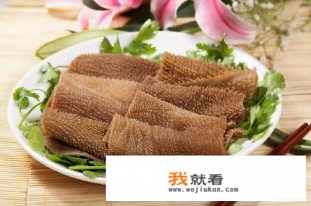 大家吃火锅都爱涮什么？除了涮肉之外还有什么涮着比较好吃？