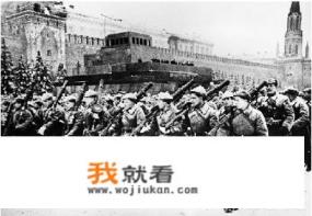 受阅队伍首次拥有统一什么徽章？