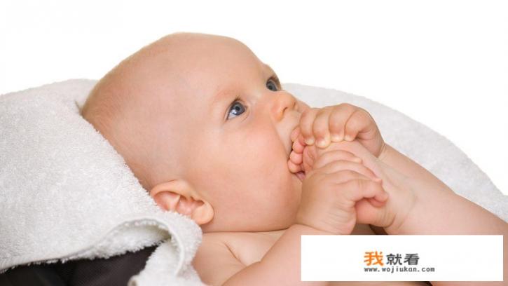 小孩脸上起痘痘怎么回事，还发黄，对身体有什么不好的影响吗？