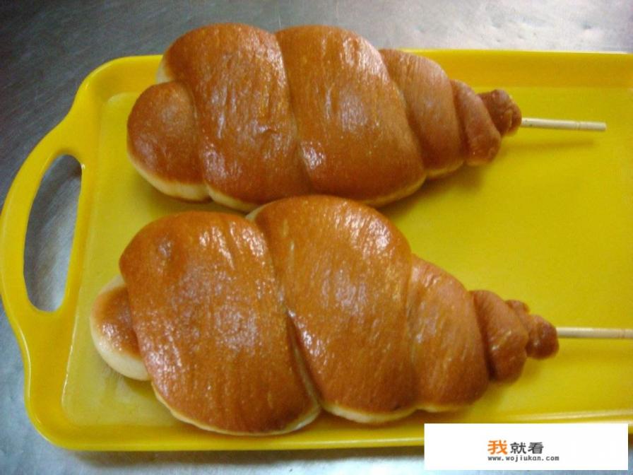 鸡腿豆沙面包做法？