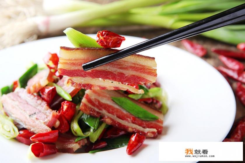 大蒜炒腊肉是怎么做的？