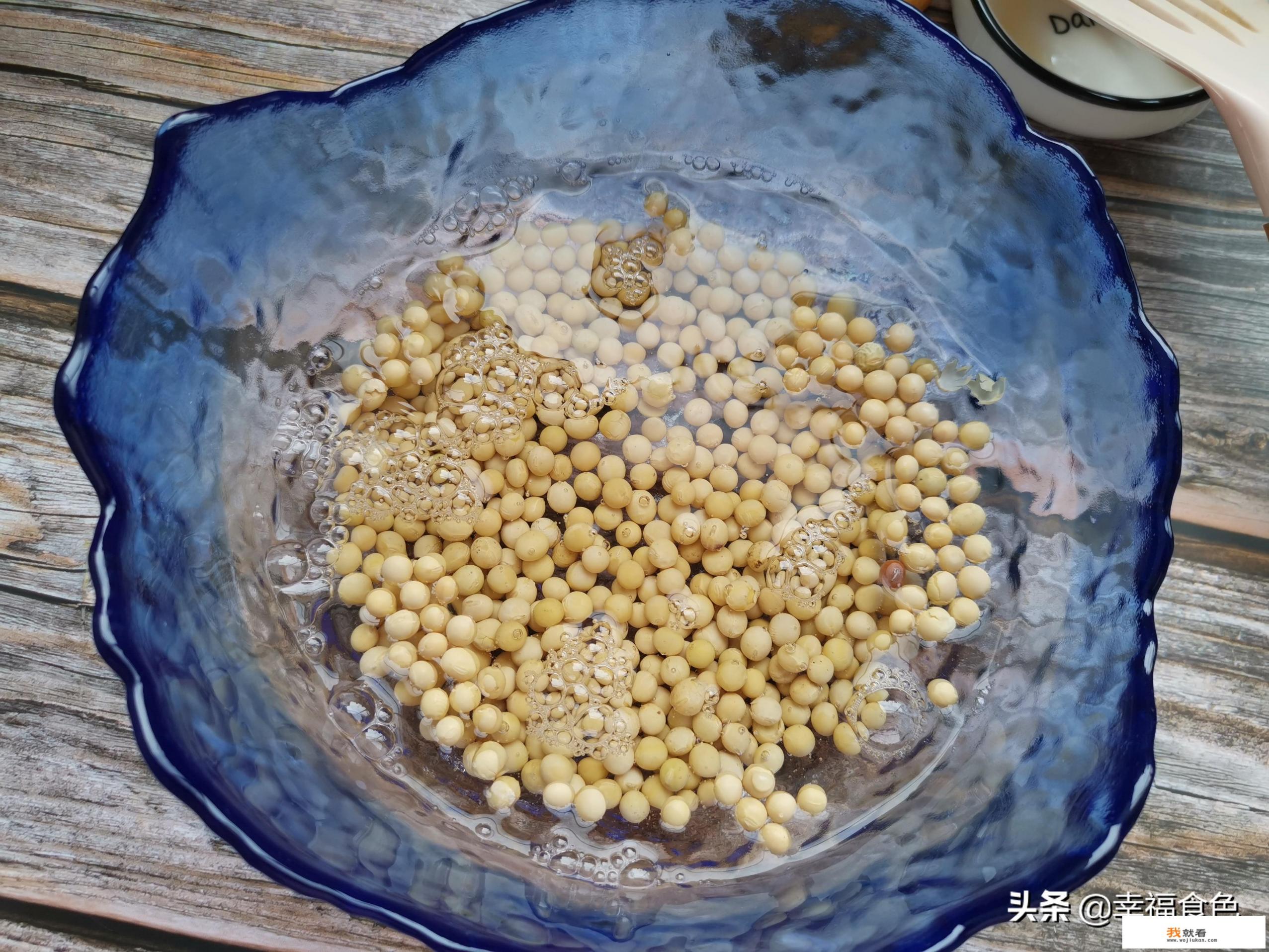 黄豆炖猪脚汤正宗做法？