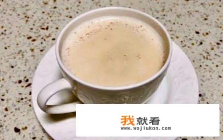 自己煮奶茶要放冷水还是开水？