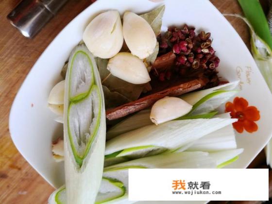 炖鸡腿最好吃的做法？