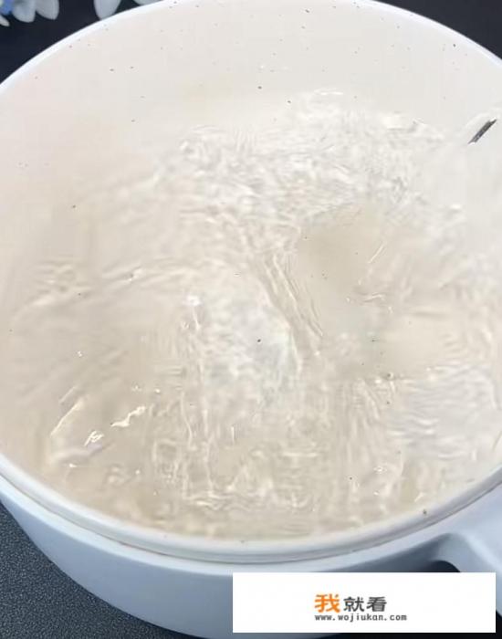 火龙果凉粉果冻的制作方法？