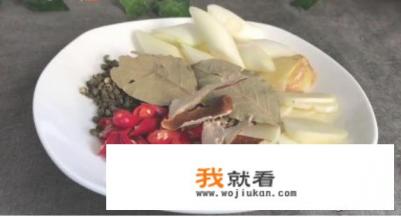 麻辣鸭脖怎么做？