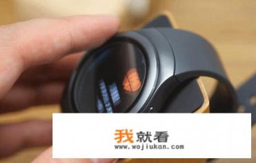怎么把智能手表Gear2连接到电脑上？