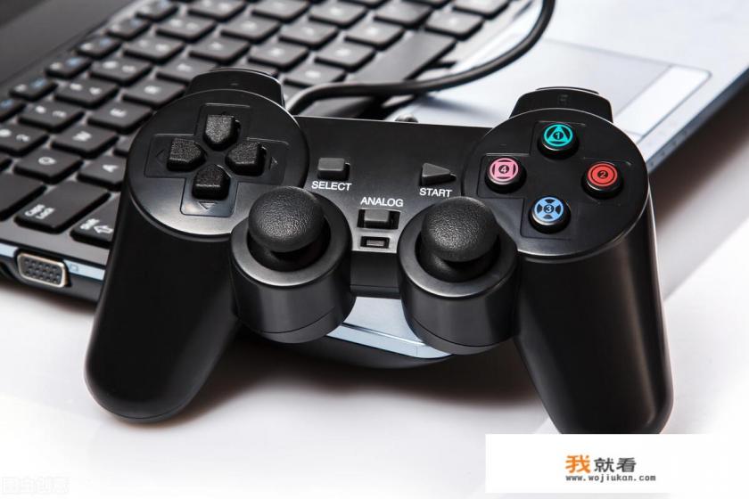 小学校长网游充值三千万，现在她自杀了，这钱要的回来么？