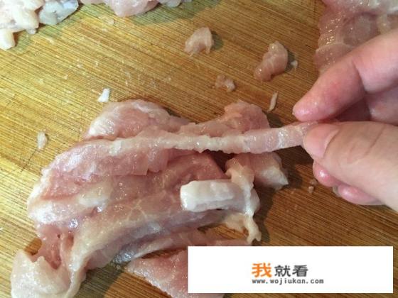 枸杞叶瘦肉汤的家常做法？