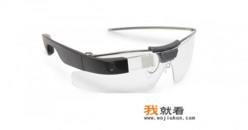 google glass的显示使用了哪种技术，具体是怎么实现的？