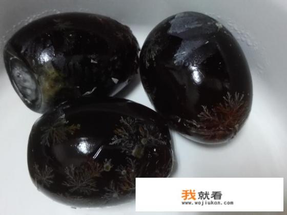 皮蛋豆腐凉拌的家常做法？