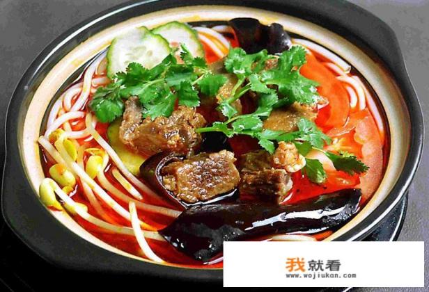 砂锅米线底料酱做法及配方？