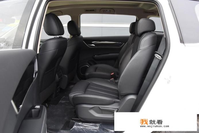 10万左右的七座商务车，能给推荐款性价比高的吗？