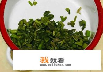 香椿炒鸡蛋怎么做？