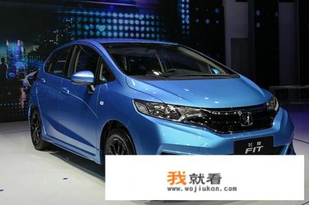 有什么适合女生的落地10万以下的车？