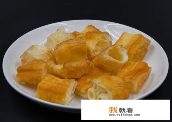 小油条的做法和配方，酥脆蓬松嵊州？