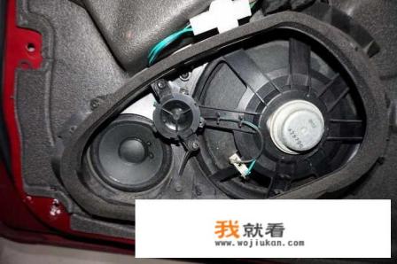 七彩虹的SL300固态怎么样？
