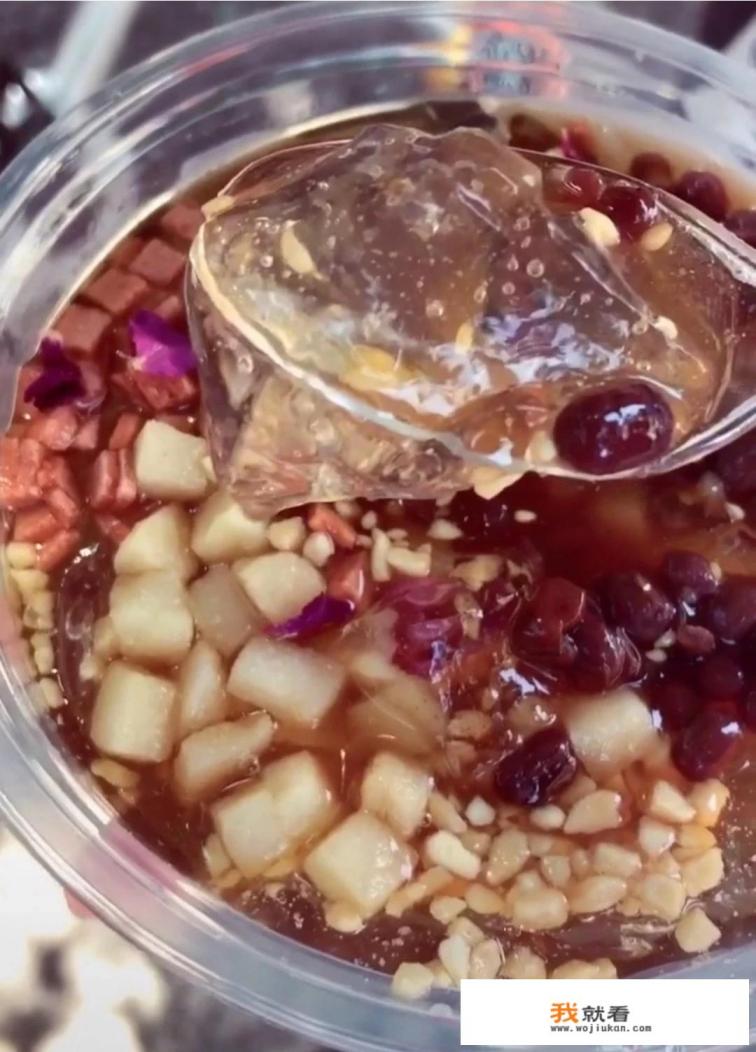 网红冰粉是什么材料做的？