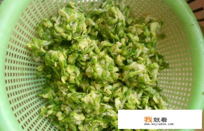 冷冻槐花怎么蒸着吃？