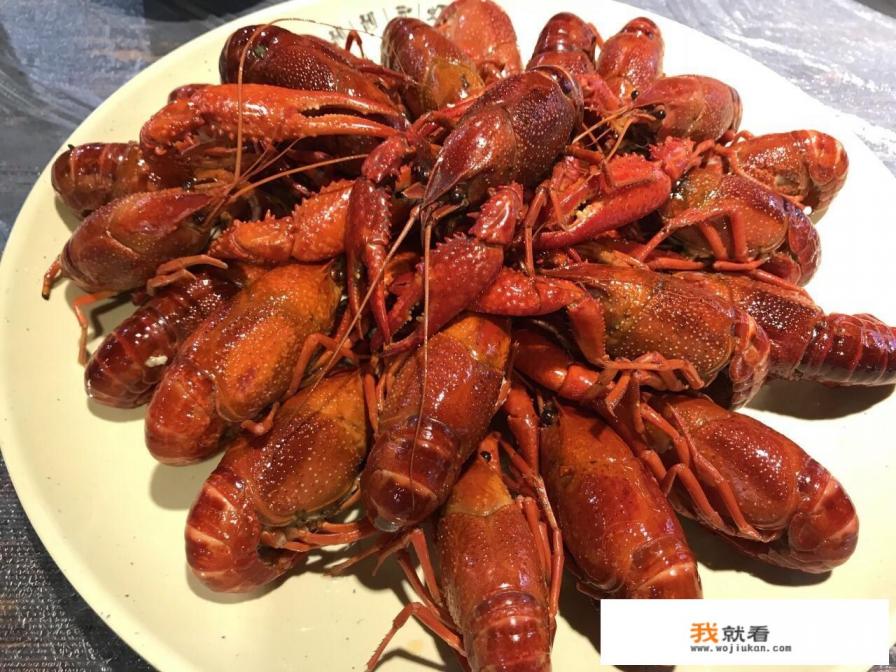 为什么市场上卖的小龙虾这么干净？