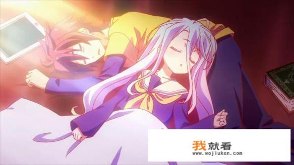 有哪些打游戏特别厉害的动漫少女？