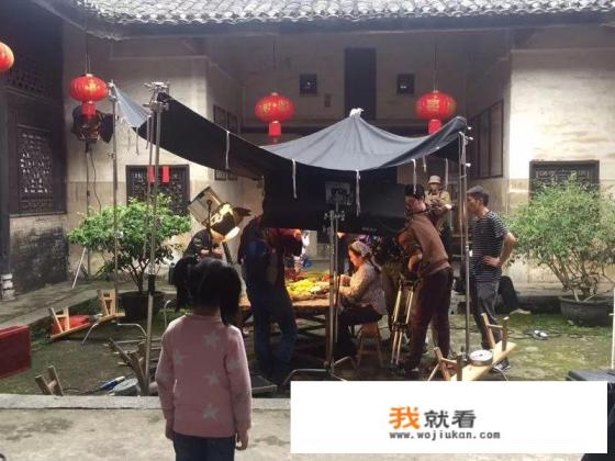 客家围屋的建造过程、结构特点、分布？