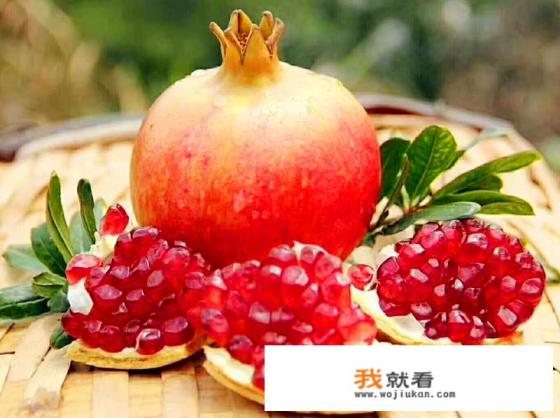 为什么剥石榴手上会留下黑印，洗不掉？