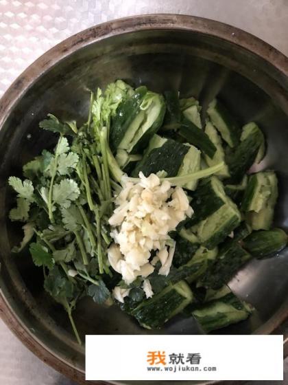 简单凉拌黄瓜正宗做法？
