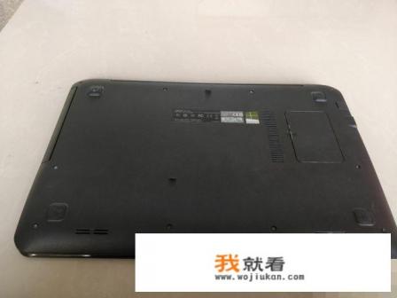 华硕笔记本怎么拆开外壳？