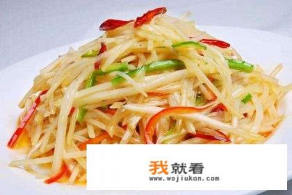 乌鸡肉怎么炒土豆好吃？