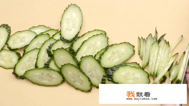 凉拌黄瓜洋葱怎么调汁？