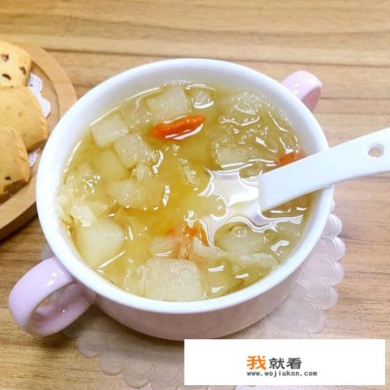 冰糖雪梨好还是梨子好？