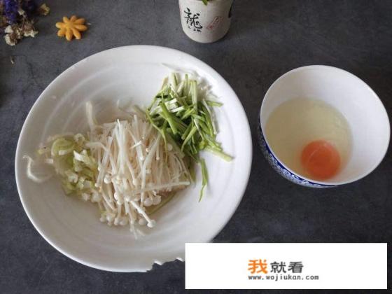 金针菇汤的做法？