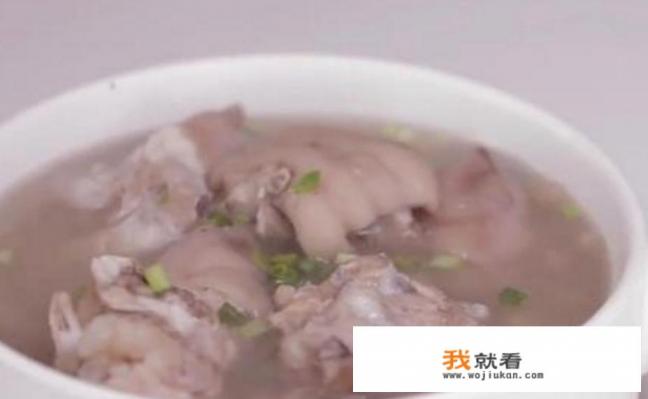怎么清炖猪蹄汤又浓又白？