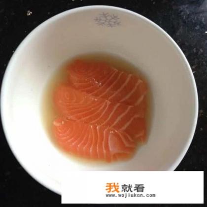 三文鱼可以蒸鸡蛋吃吗？
