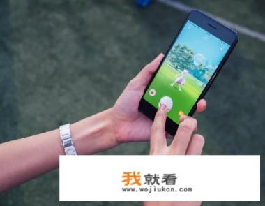 遥控坦克能做出实景游戏吗？