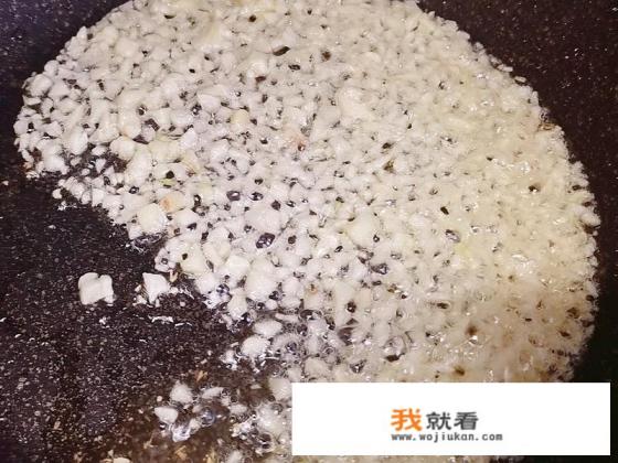 粉丝蒸扇贝是怎么做的？