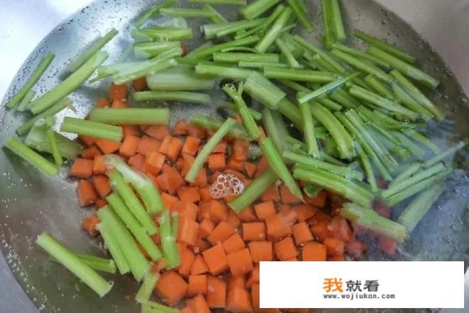 水煮花生的方法？