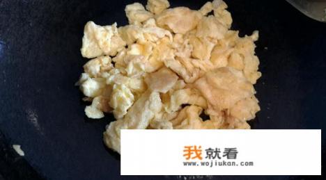 番茄炒蛋的步骤英语？
