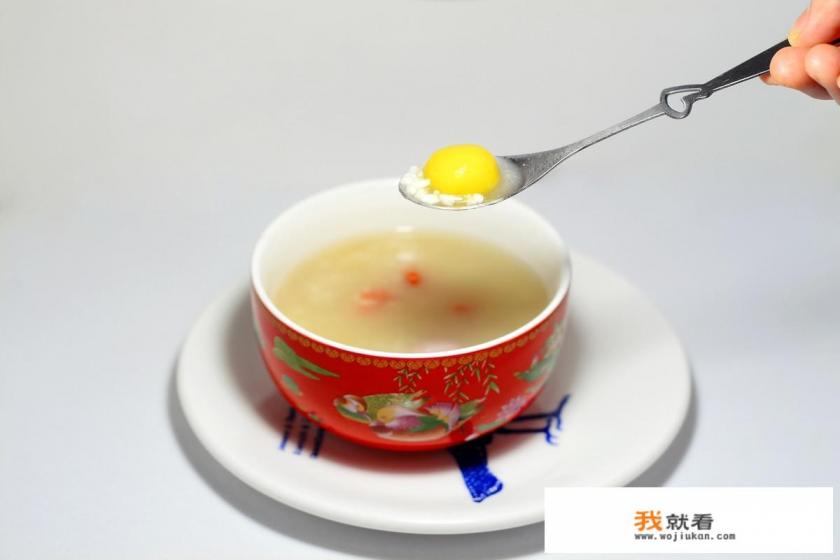 请问哺乳期喝米酒鸡蛋会下奶吗？