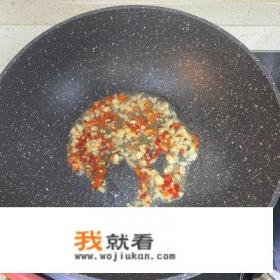 马小坏蒸鲍鱼的做法？