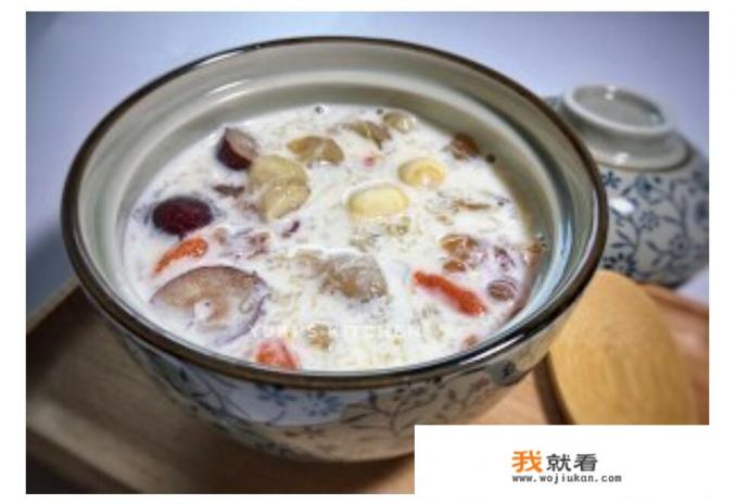 有什么美容养颜食谱推荐吗？本人偏向吃甜味的东西？