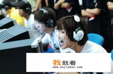浙江和湖南卫视经常播一群成年人却做着幼儿游戏的节目，怎么看？