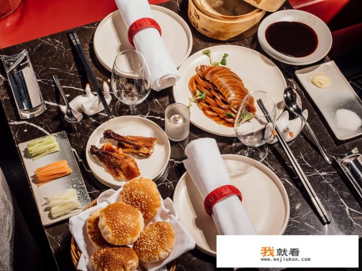 北京有几家大董烤鸭店？