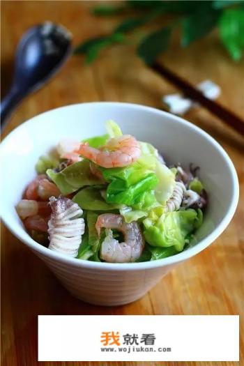 蓟县农家院拌圆白菜丝怎样做？