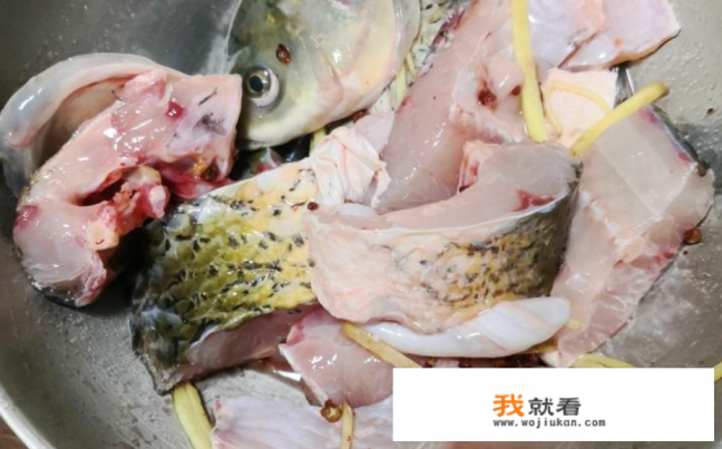 武汉糍粑鱼怎么做啊？